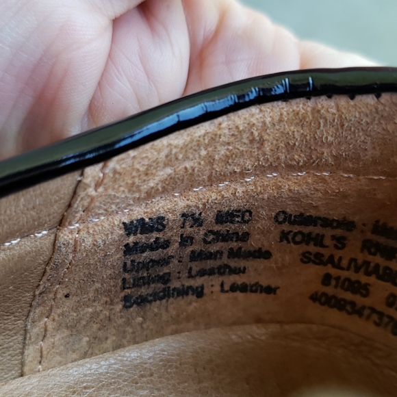 SOLESENSIBILITY BLACK PATENT LOAFERS 7.5 m - Picture 3 of 4